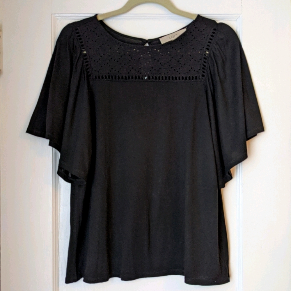 LOFT flutter sleeve top size S
